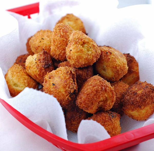 Fried-Mashed-Potato-Balls