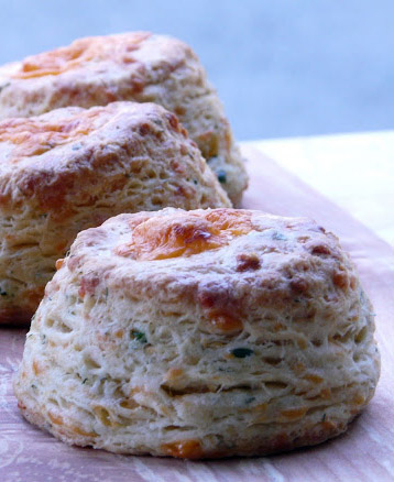 Cheddar-Cheese-Dill-and-Chive-Biscuits