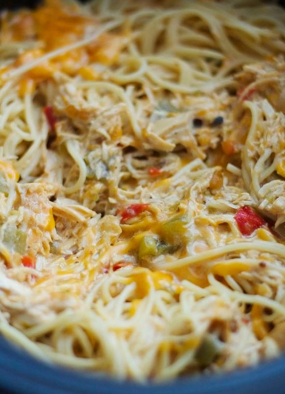 Crock pot Cheesy Chicken Spaghetti Recipe